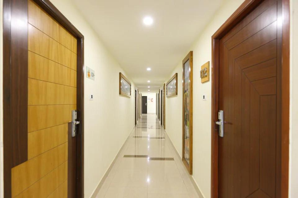 Hotel Redfox Cinemascope An