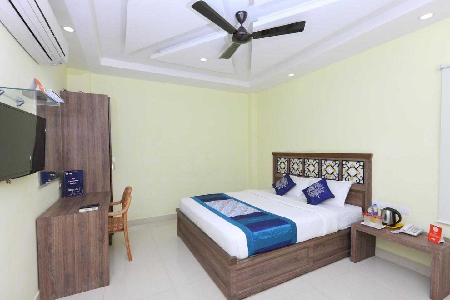 Hotel Redfox Cinemascope An Chennai
