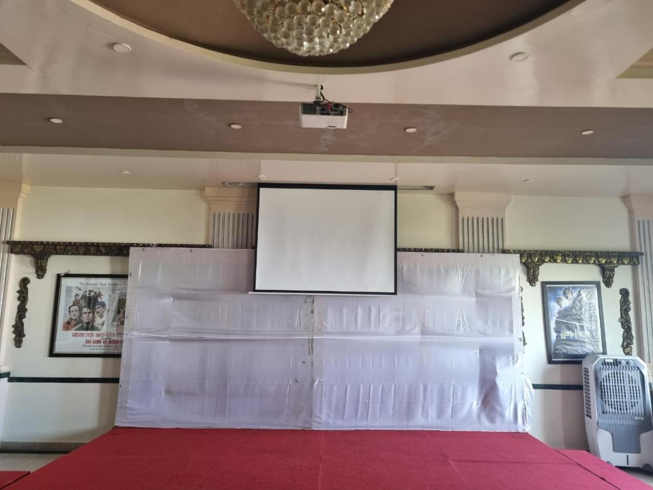 Hotel Redfox Cinemascope An 3*